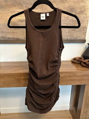 Aritzia Tna Chill Malibu Dress brown mini dress with ruched detailing Size XS